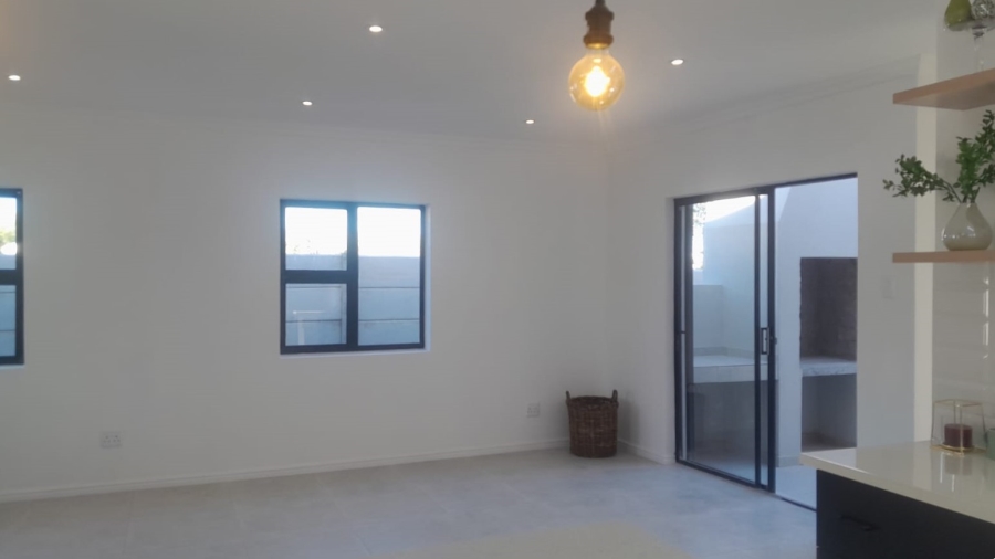 3 Bedroom Property for Sale in Croydon Western Cape